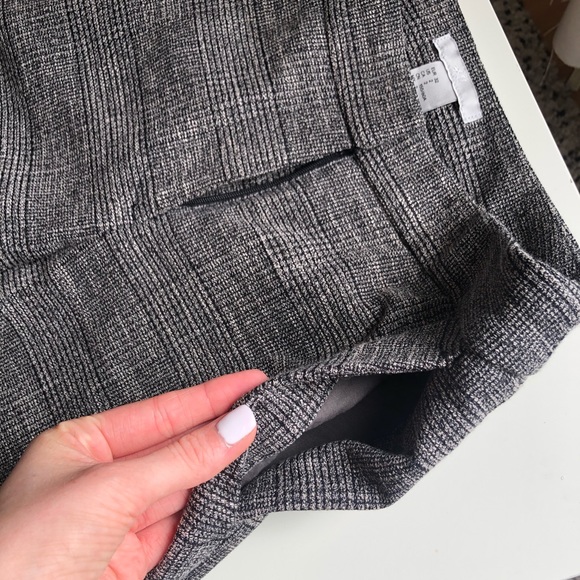 tapered pants - Picture 3 of 3